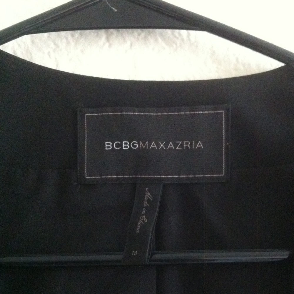 BCBGMAXAZRIA Black Ruffle Flow Crop Blazer - Picture 4 of 4